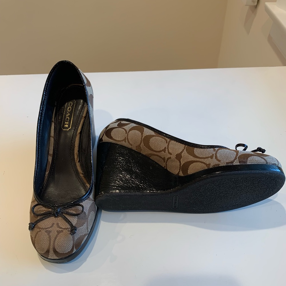 Coach Wedges